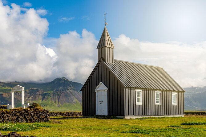Snaefellsnes Peninsula Self-Guided Driving Audio Tour - Grundarfjörður and the final panorama