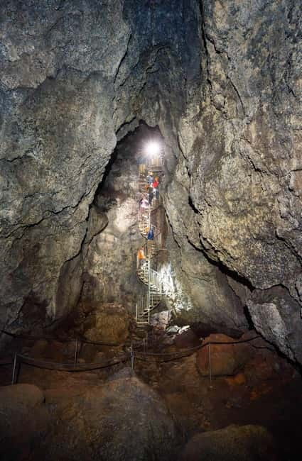 Snæfellsnes: Vatnshellir Lava Cave Tour - Entering Vatnshellir on Iceland’s Snæfellsnes Peninsula