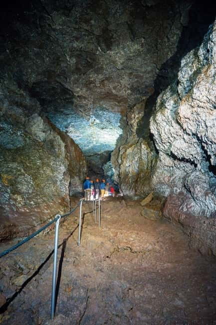 Snæfellsnes: Vatnshellir Lava Cave Tour - Lava colors and formations in limited light