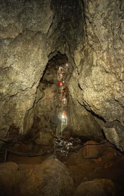 Snæfellsnes: Vatnshellir Lava Cave Tour - Staying warm below ground