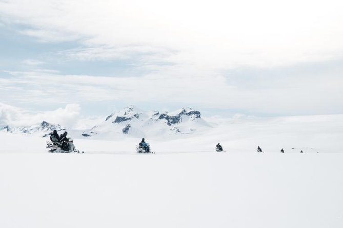Snowmobiling Adventure on Langjokull Glacier from Gullfoss - The glacier stop and photo break