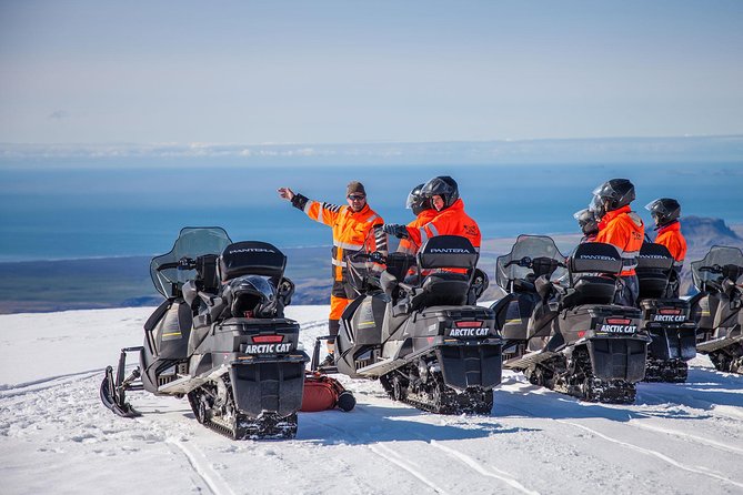 Snowmobiling Experience on Mýrdalsjökull Glacier - How the group size affects the ride
