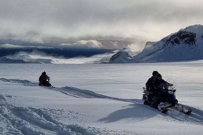 Snowmobiling on Langjokull Glacier and Secret Lagoon Tour - Photo stops and the shared driving arrangement