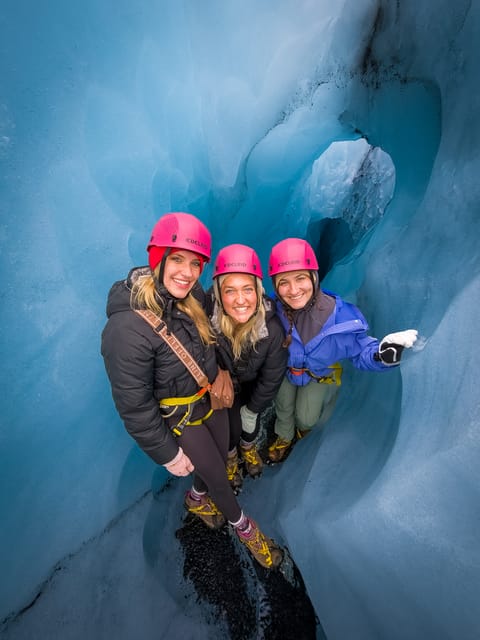 Sólheimajökull Glacier: Guided Hike with Equipment - Practical preparation for a safer, warmer outing