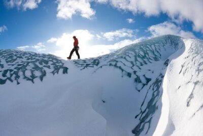 Sólheimajökull Glacier Hike & Ice Climbing Intro – Small Group