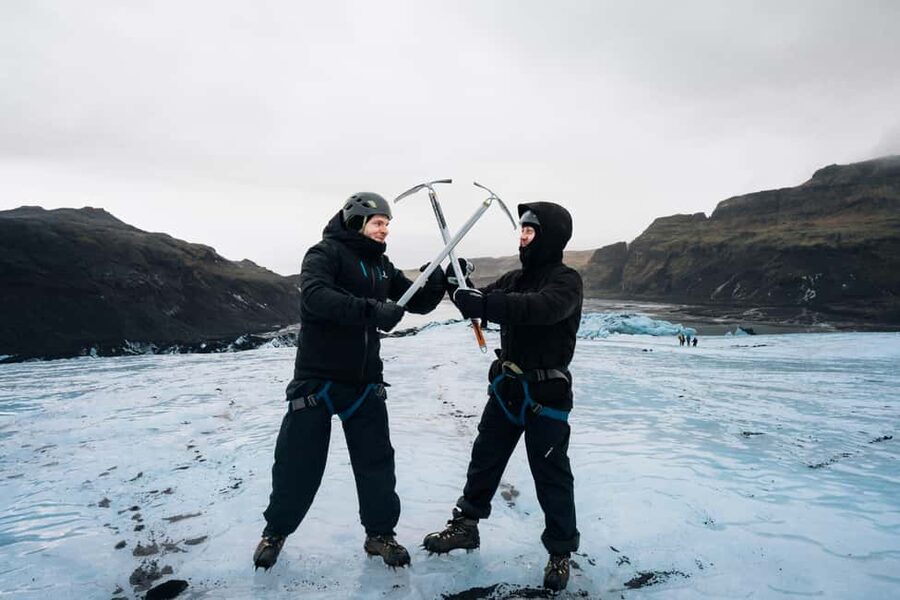 Sólheimajökull: Guided Glacier Hike - The Walk From the Car Park to the Glacier