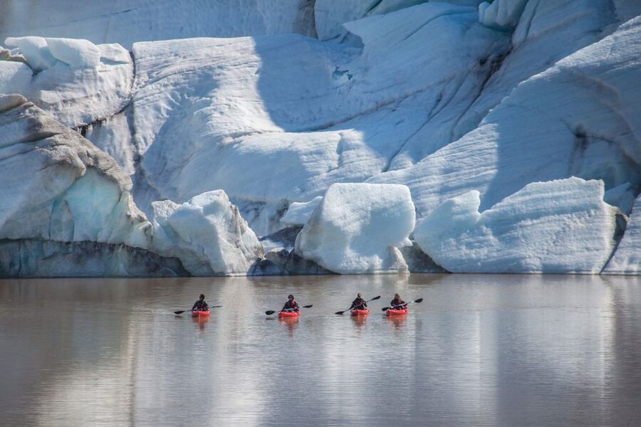 Sólheimajökull: Guided Kayaking Tour on the Glacier Lagoon - Why Sólheimajökull looks better from a kayak