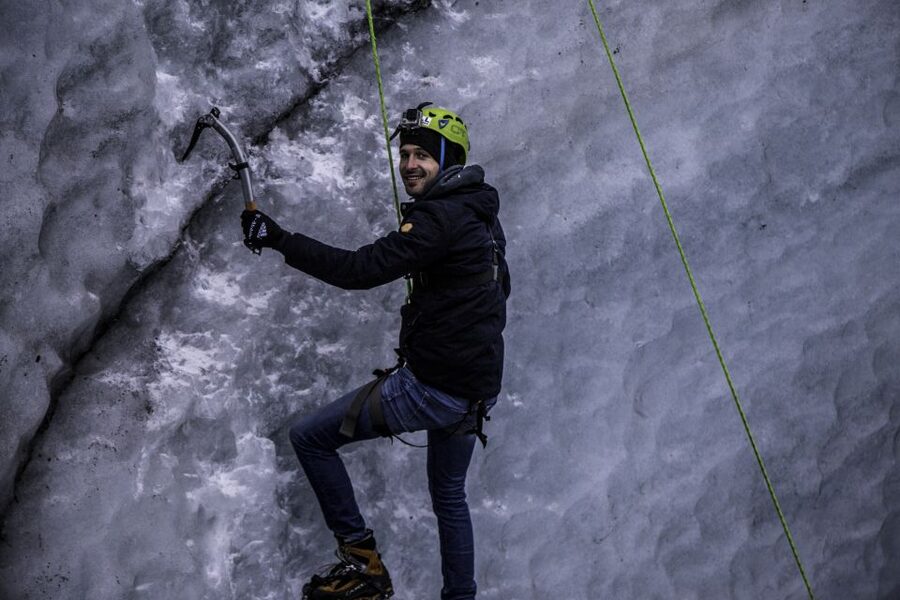 Sólheimajökull Ice Climb and Glacier Hike - The 30-minute return to the parking lot