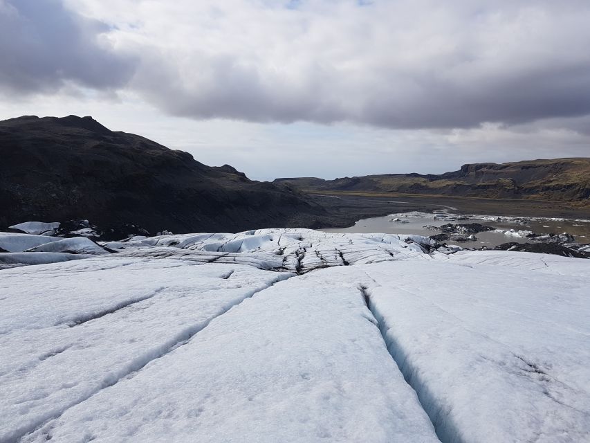 Sólheimajökull Ice Climbing Tour - Your first ice wall and the basic technique