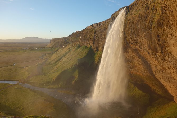 South Coast Private Day Tour - up to 9 passengers - Is $2,000 a fair price?