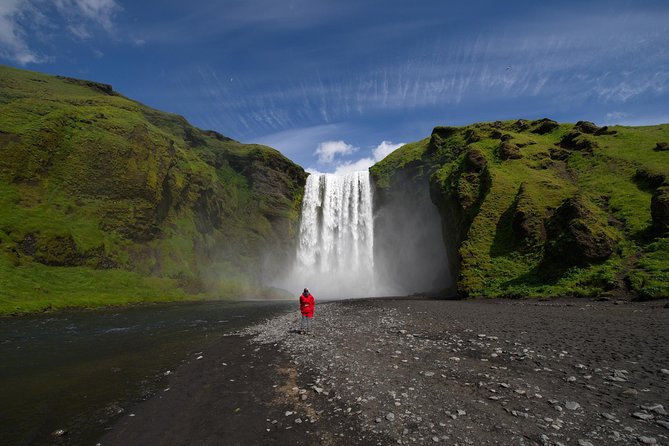 South Coast, Waterfalls and Vík village from Reykjavik - Skógafoss: Iceland’s great wall of water