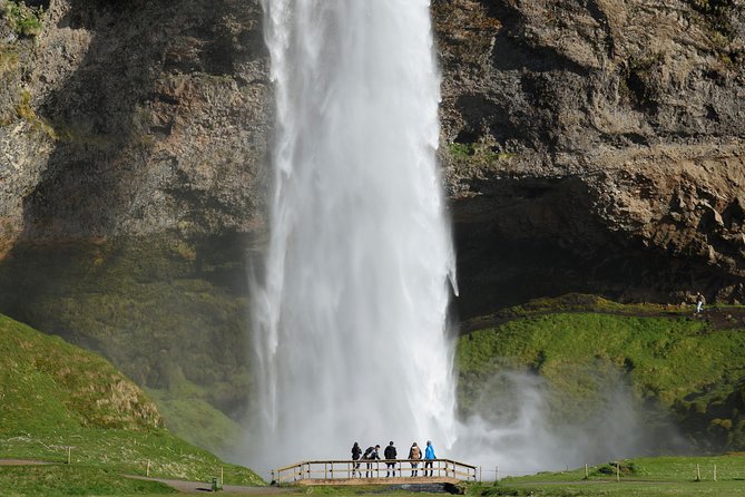 South Coast, Waterfalls and Vík village from Reykjavik - The bus ride is part of the experience