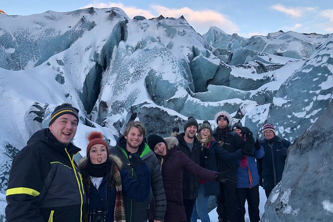 South Iceland Highlights and Northern Lights Combo Full-Day Tour - Vík gives you a needed lunch break