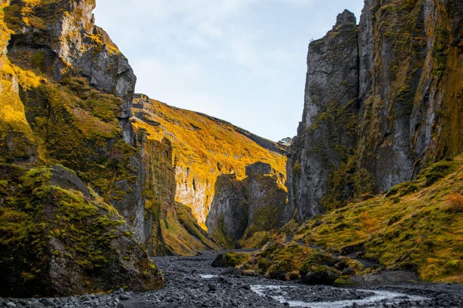 Super Jeep Private tour in Þórsmörk - The canyon walk and its flowing water