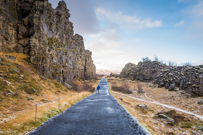 The Golden Circle Guided Bus Tour from Reykjavik - Þingvellir National Park in Just 30 Minutes