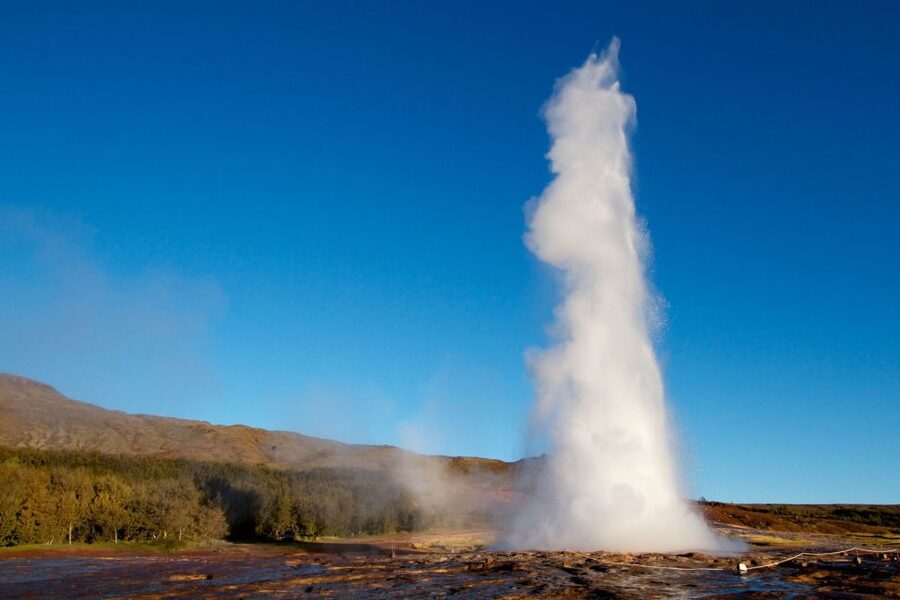 The Golden Circle & Hop On - Hop Off Combo Deal - Reykjavík by Hop On Hop Off bus