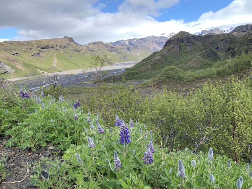 Þórsmörk ( Thorsmork valley ) private Super Jeep - Eyjafjallajökull adds volcanic context
