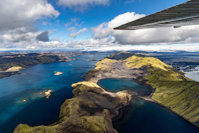 Ultimate Airplane Sightseeing Flight from Skaftafell - A pilot who keeps the view fair