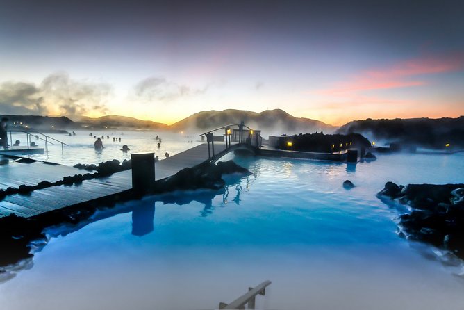 Unique bathing in an Icelandic hot springs at the Blue Lagoon - The first look at black lava and blue water