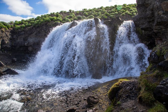 Unique West Iceland and Krauma SPA tour by minibus - Deildartunguhver shows geothermal power raw