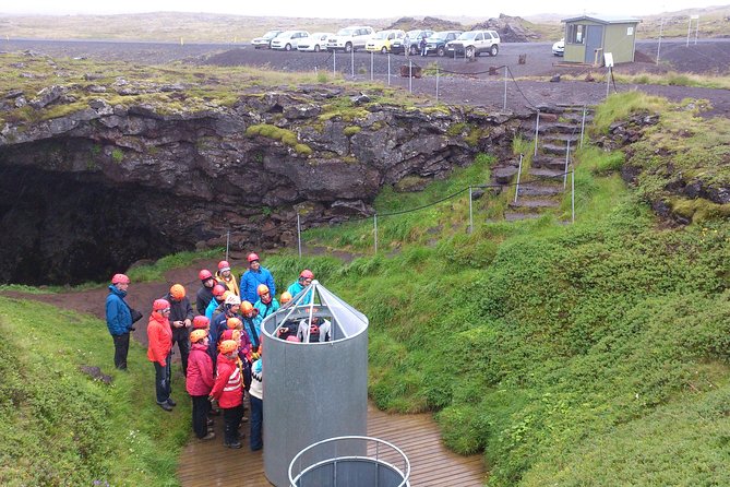 Vatnshellir Cave Tour - Seeing the colors and textures of cooled lava