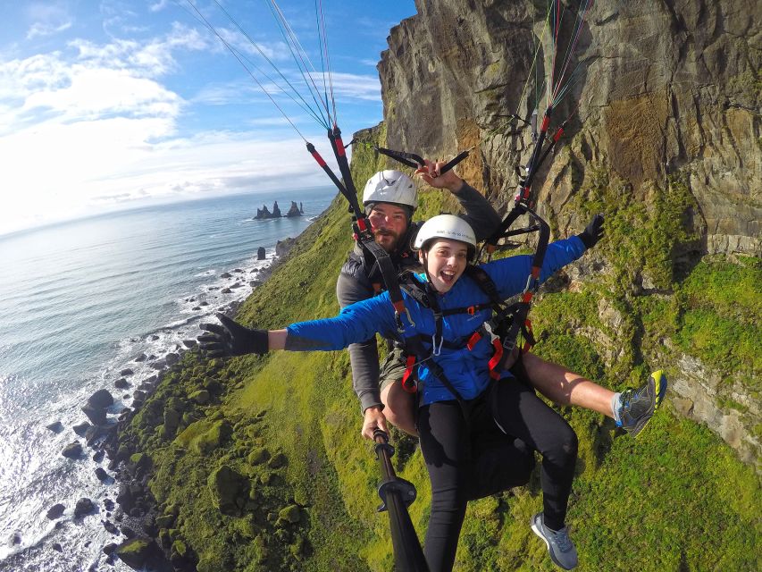 Vík: Paragliding Tandem Flight - What the strongest praise tells you