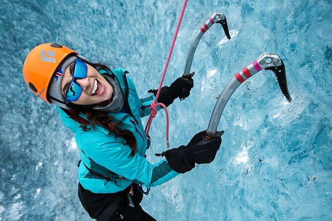 Winter Ice Cave + Climbing Private Photoshoot - 20 Shot Package - Key points at a glance