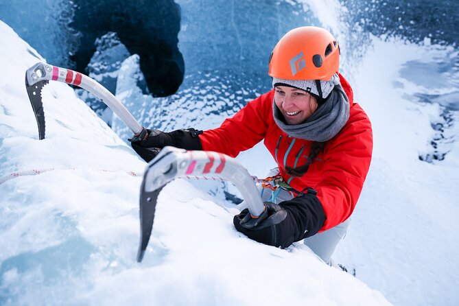 Winter Ice Cave + Climbing Private Photoshoot - 20 Shot Package - One guide, one camera, and your own group